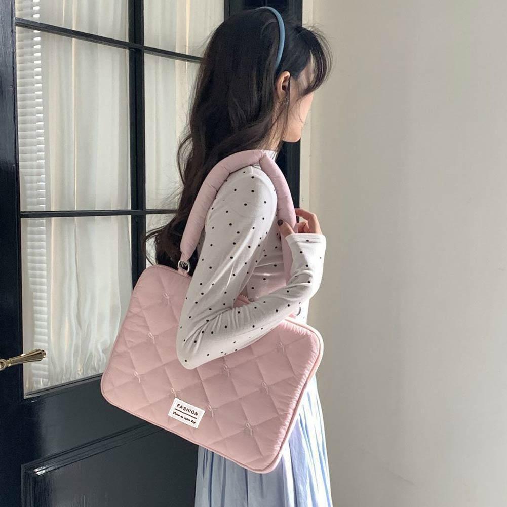 Sevimli Yay İşlemeli Dizüstü B - Laptop Accessories Pouch incelemesi ve fiyatı
