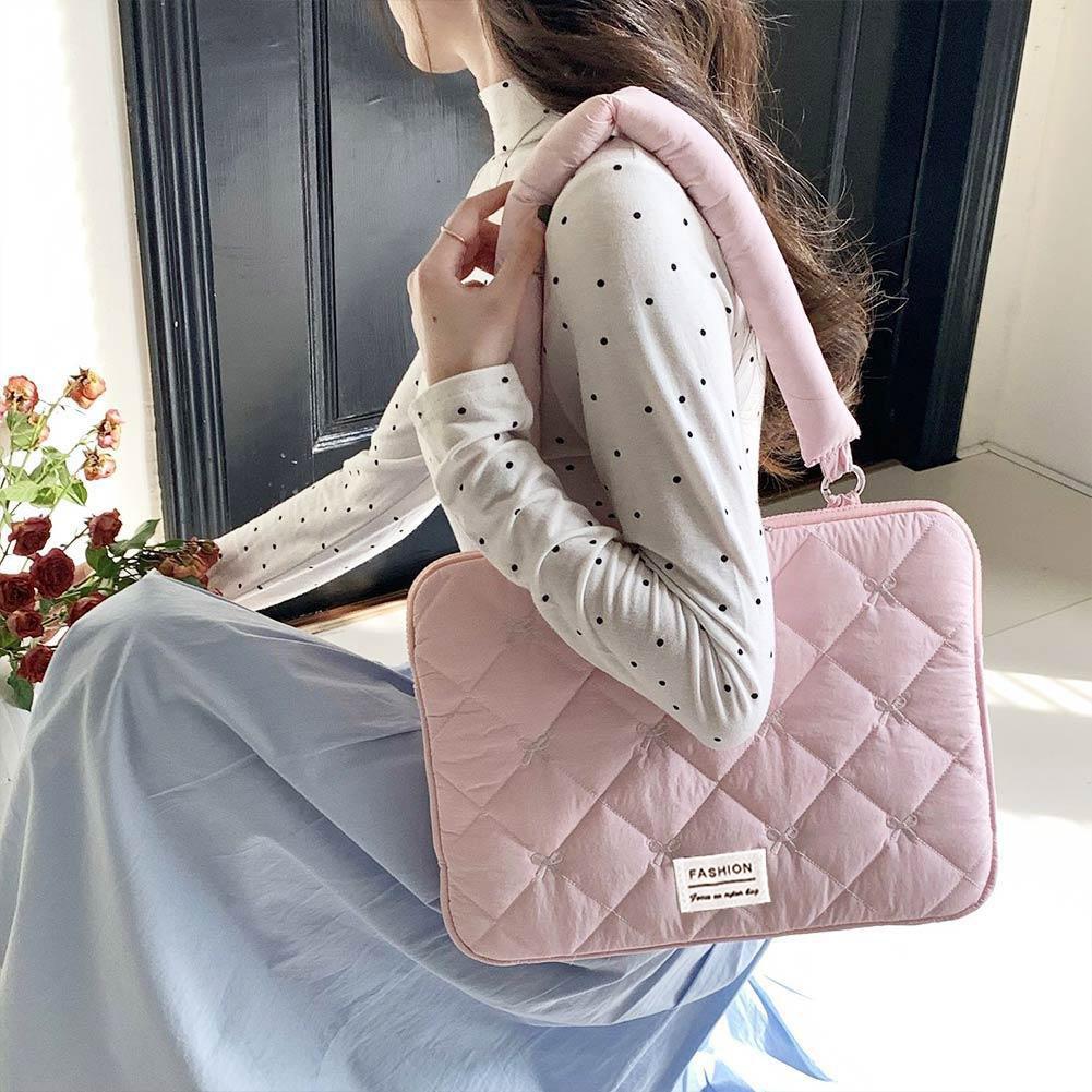 Sevimli Yay İşlemeli Dizüstü B - Laptop Accessories Pouch incelemesi ve fiyatı